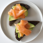 smoked salmon avocado pumpernickel toast